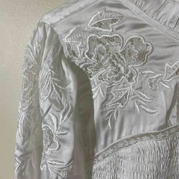 Anthropologie White Satin Peasant Top XL Floral Lace Coquette Whimsy Romantic - Picture 11 of 11